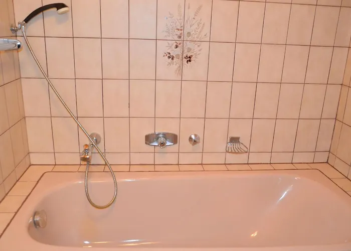 Hedwig Jaeger By Interhome * קאפל