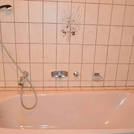 Hedwig Jaeger By Interhome * Каппль