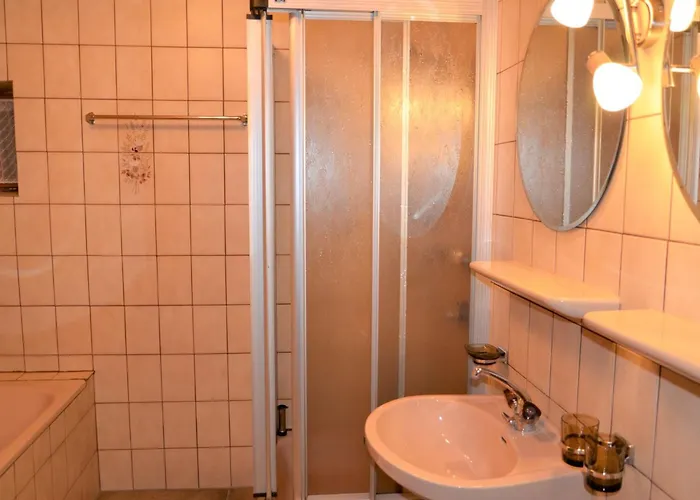 Hedwig Jaeger By Interhome