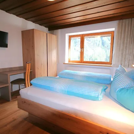 Hedwig Jaeger By Interhome